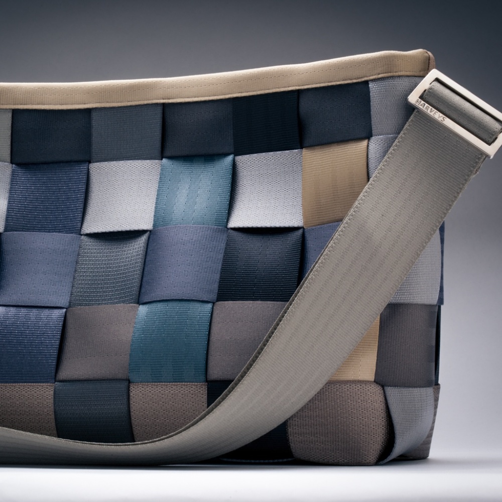 Harveys Multi Grey Seatbelt Bag